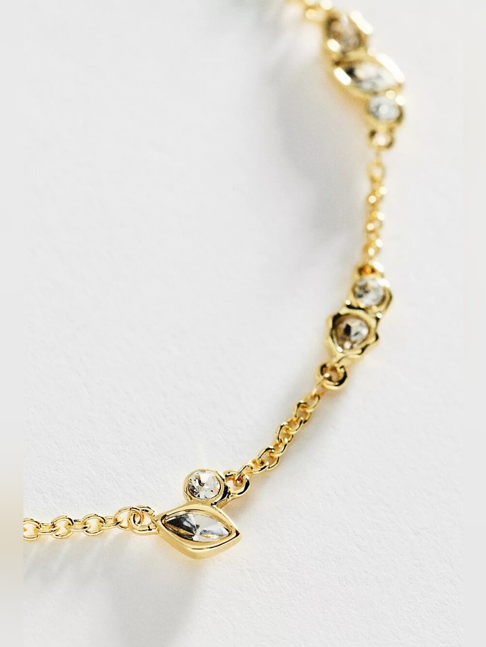 ❣️🪷NWT Anthropologie x Serefina Delicate Crystals Necklace, Gold